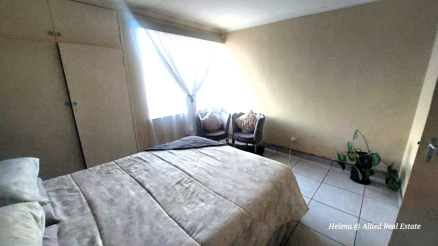 2 Bedroom Property for Sale in Barry Hertzog Park KwaZulu-Natal