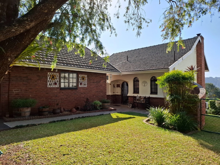 4 Bedroom Property for Sale in Hillcrest Central KwaZulu-Natal