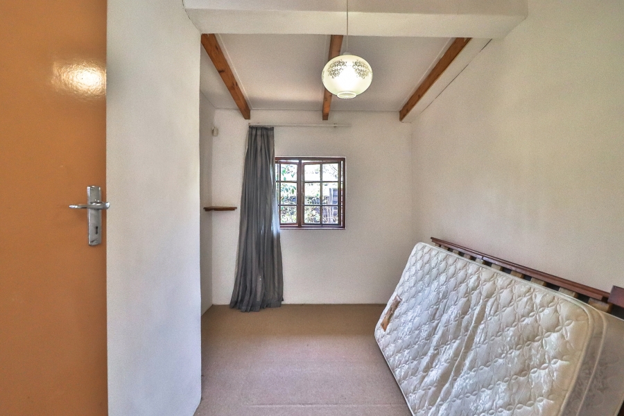 6 Bedroom Property for Sale in Leonard KwaZulu-Natal