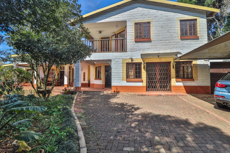 6 Bedroom Property for Sale in Leonard KwaZulu-Natal