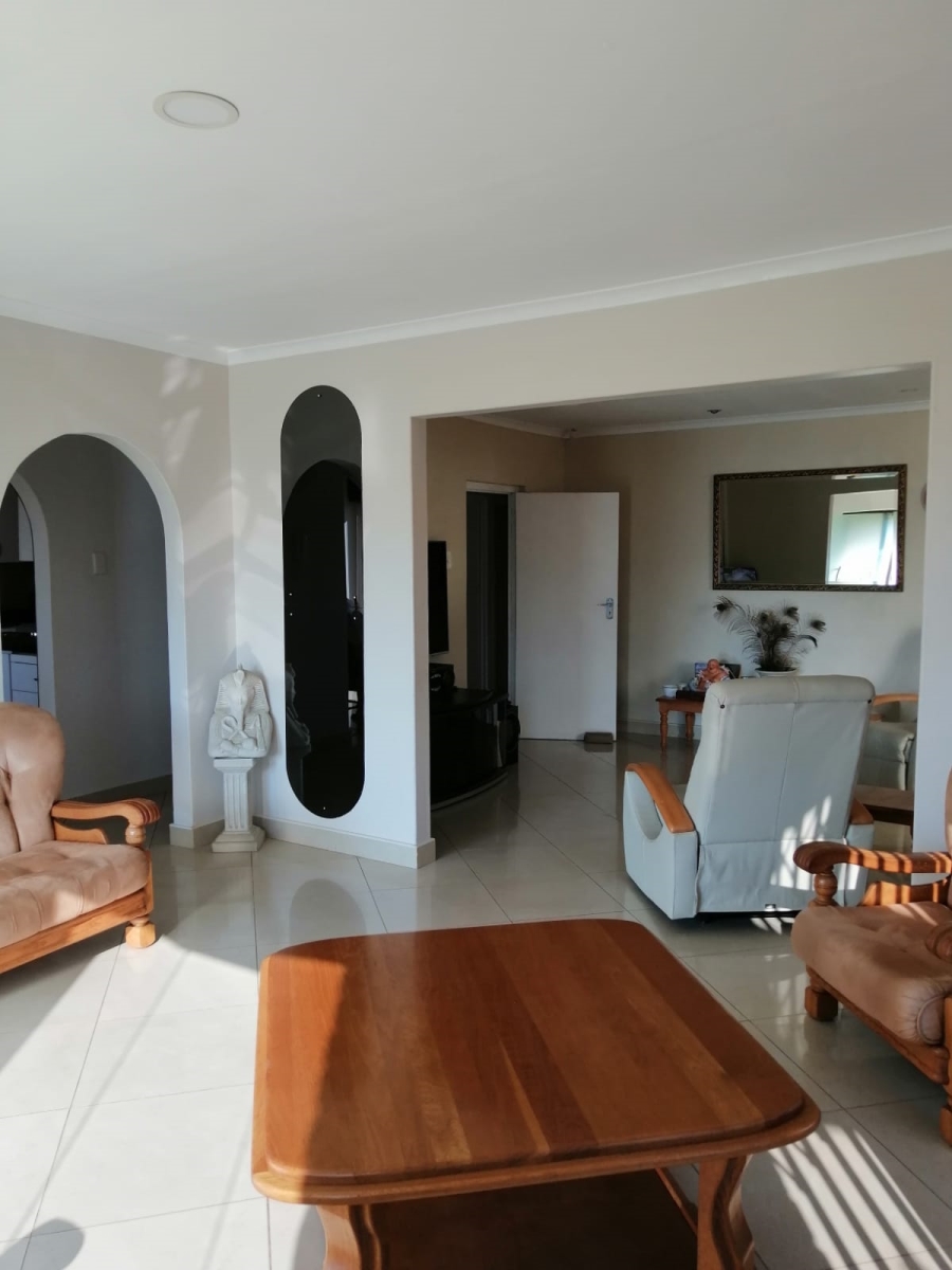 3 Bedroom Property for Sale in Woodhaven KwaZulu-Natal