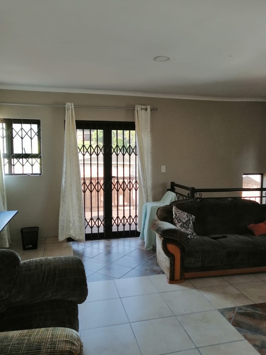 3 Bedroom Property for Sale in Woodhaven KwaZulu-Natal