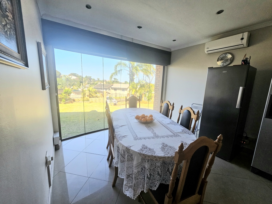 3 Bedroom Property for Sale in Woodhaven KwaZulu-Natal