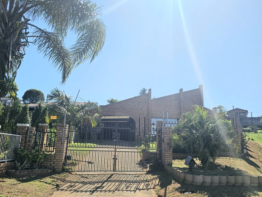 3 Bedroom Property for Sale in Woodhaven KwaZulu-Natal