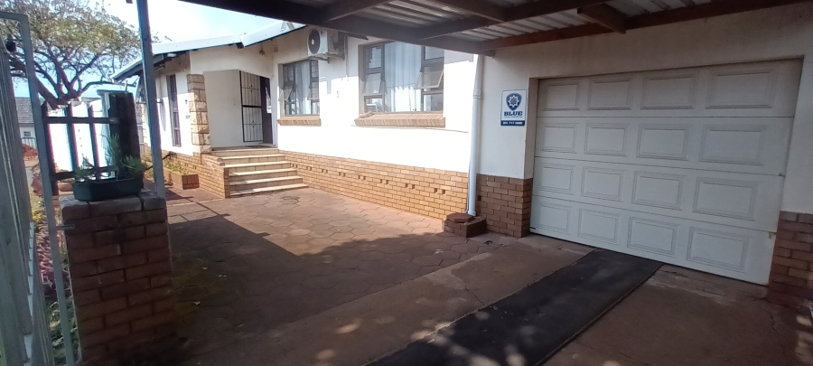 3 Bedroom Property for Sale in Bluff KwaZulu-Natal