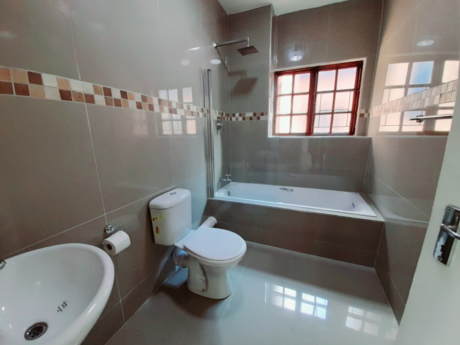 2 Bedroom Property for Sale in Arboretum KwaZulu-Natal