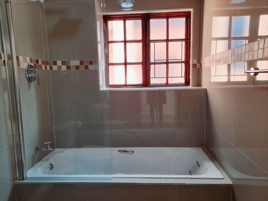 2 Bedroom Property for Sale in Arboretum KwaZulu-Natal