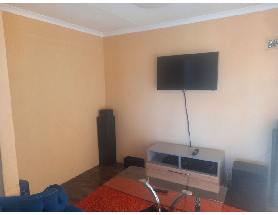 2 Bedroom Property for Sale in Lovu KwaZulu-Natal