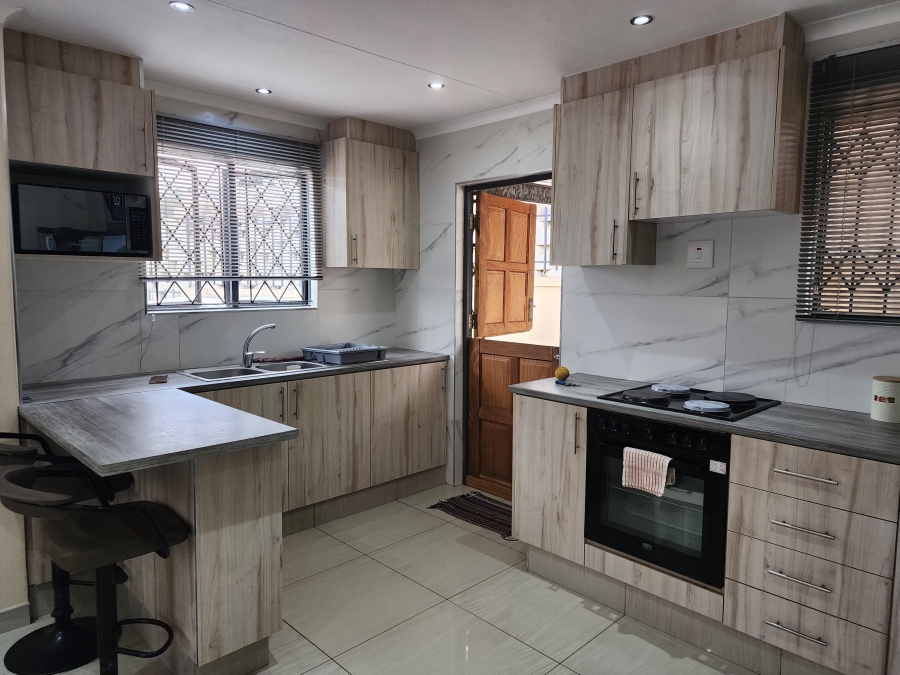 3 Bedroom Property for Sale in Parkgate KwaZulu-Natal