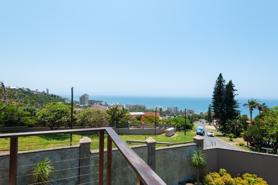 8 Bedroom Property for Sale in Compensation Beach KwaZulu-Natal