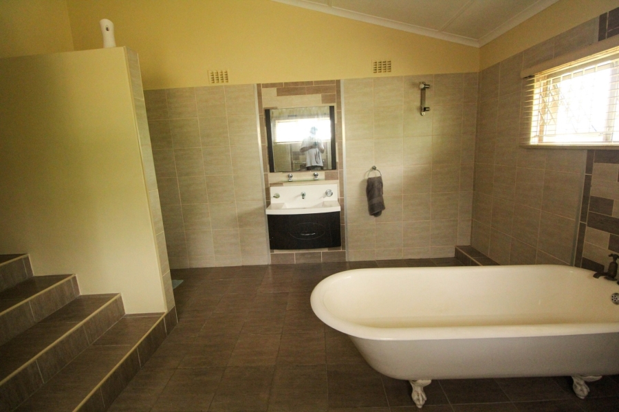 3 Bedroom Property for Sale in Grosvenor KwaZulu-Natal