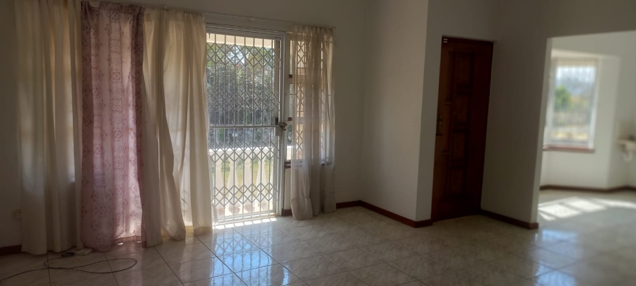 To Let 3 Bedroom Property for Rent in Umhlatuzana KwaZulu-Natal