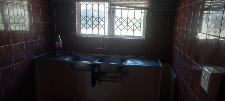 To Let 3 Bedroom Property for Rent in Umhlatuzana KwaZulu-Natal