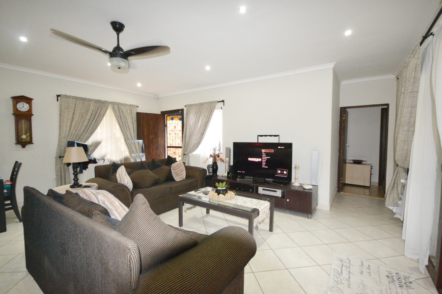 4 Bedroom Property for Sale in Sheffield Beach KwaZulu-Natal