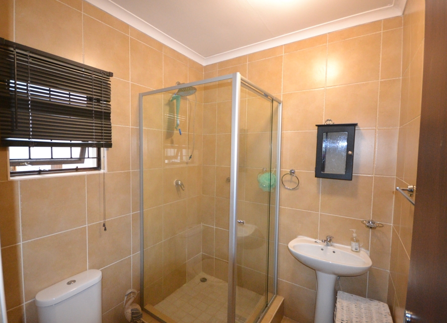 4 Bedroom Property for Sale in Sheffield Beach KwaZulu-Natal