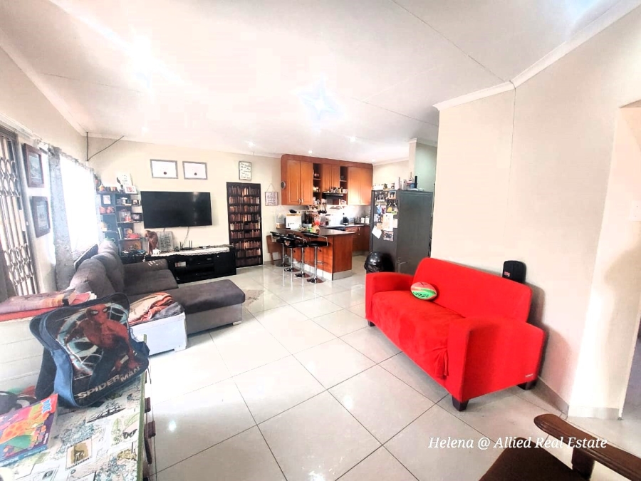 3 Bedroom Property for Sale in Pioneer Park KwaZulu-Natal