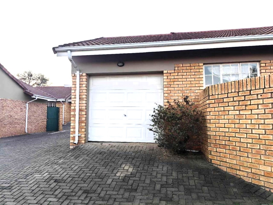 3 Bedroom Property for Sale in Huttenheights KwaZulu-Natal