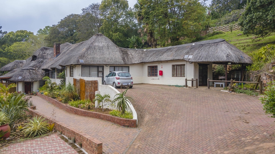 5 Bedroom Property for Sale in Gillitts KwaZulu-Natal