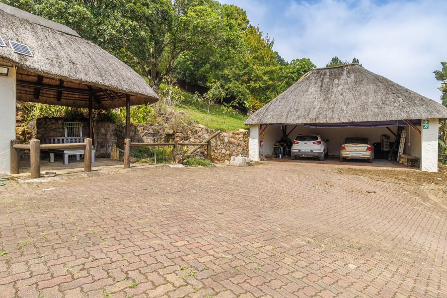 5 Bedroom Property for Sale in Gillitts KwaZulu-Natal