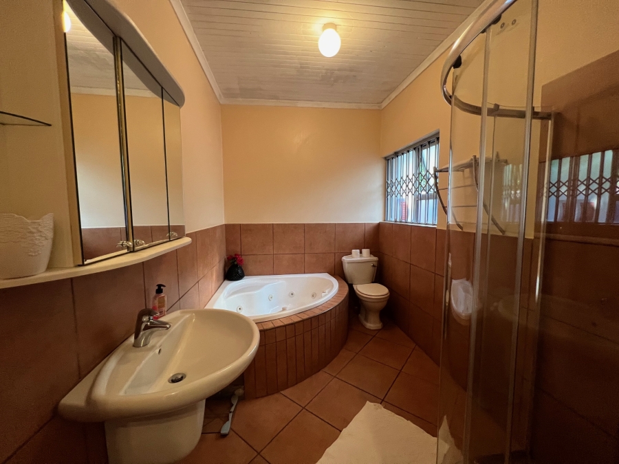 8 Bedroom Property for Sale in Mtunzini KwaZulu-Natal