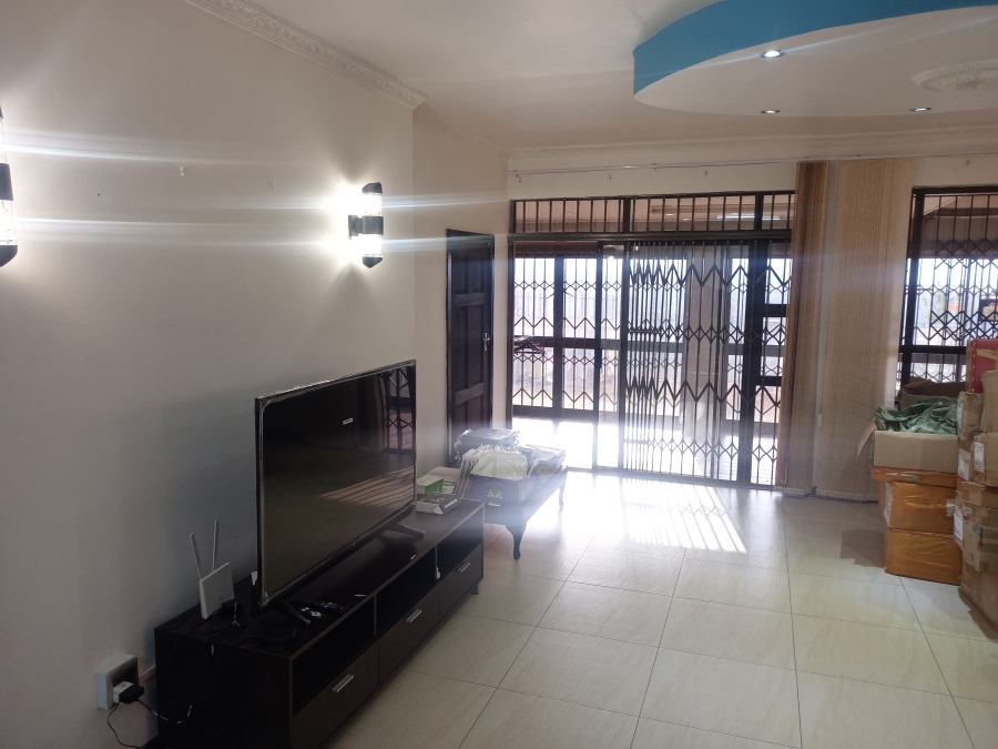 4 Bedroom Property for Sale in Dawncrest KwaZulu-Natal