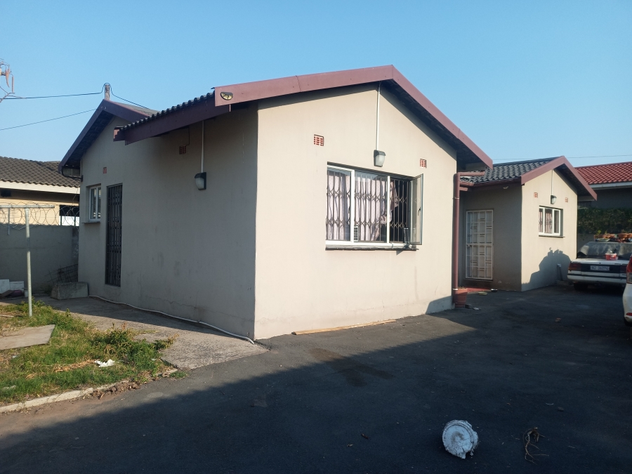 4 Bedroom Property for Sale in Dawncrest KwaZulu-Natal