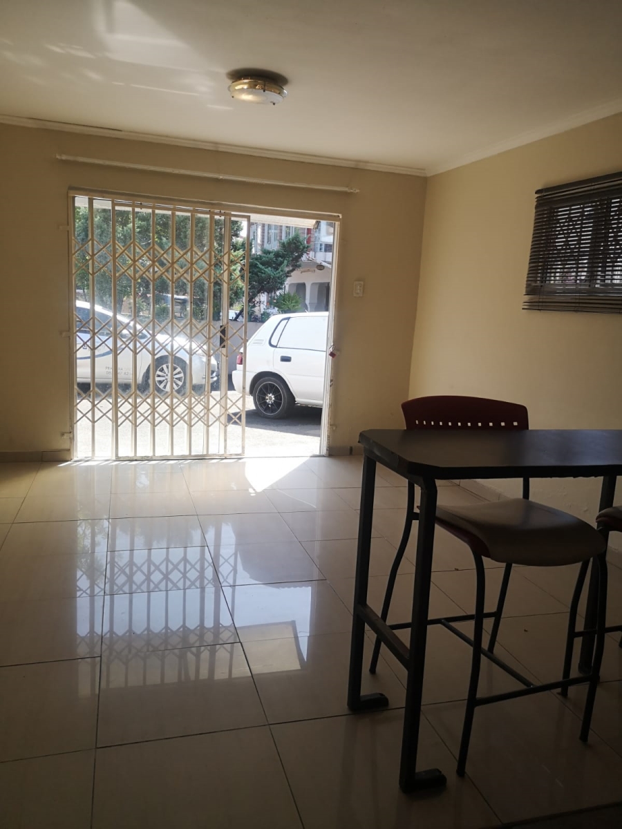 To Let 2 Bedroom Property for Rent in Springfield KwaZulu-Natal