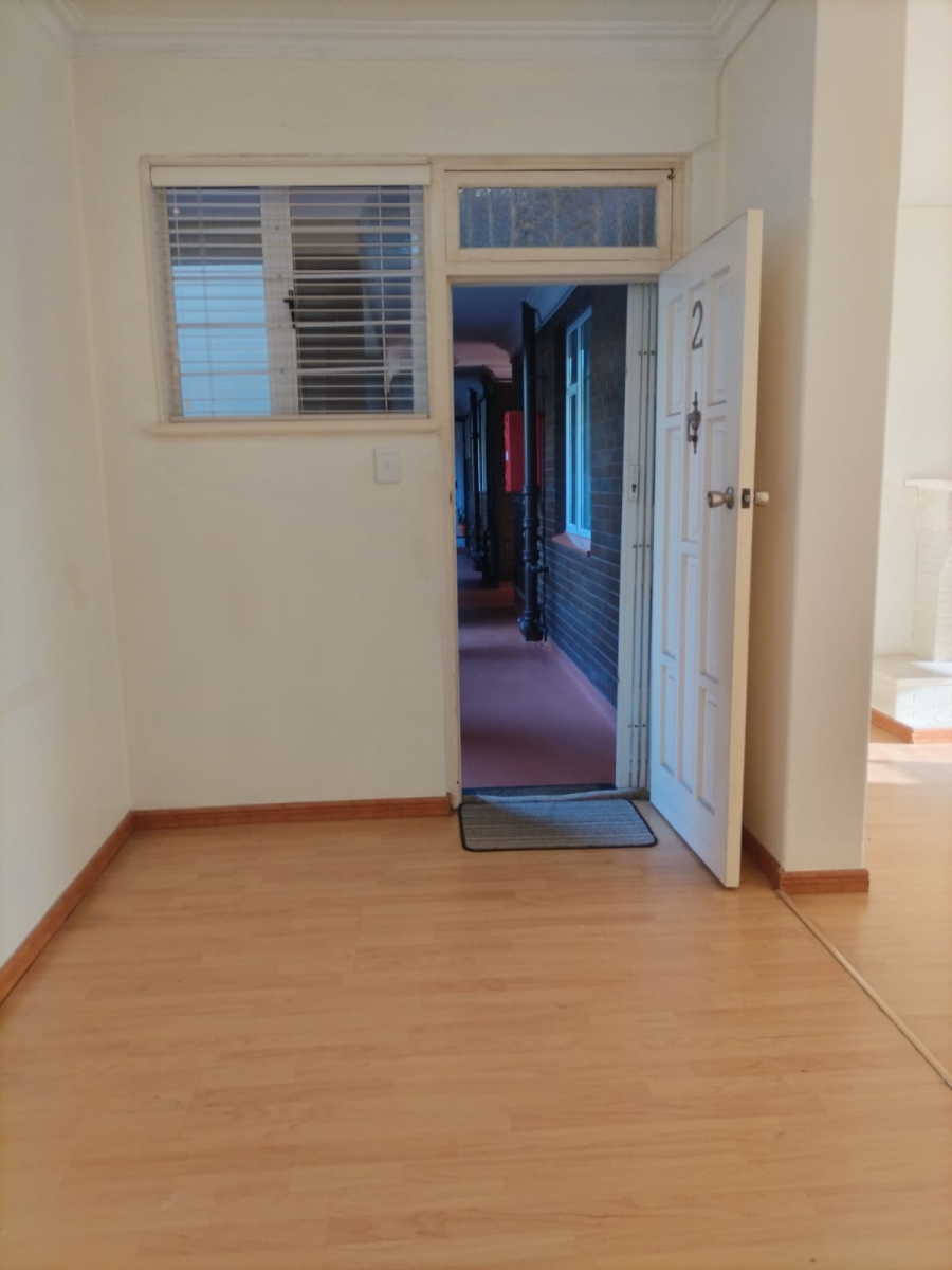 To Let 2 Bedroom Property for Rent in Essenwood KwaZulu-Natal