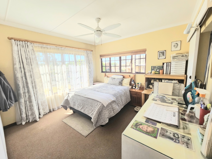 2 Bedroom Property for Sale in Howick KwaZulu-Natal