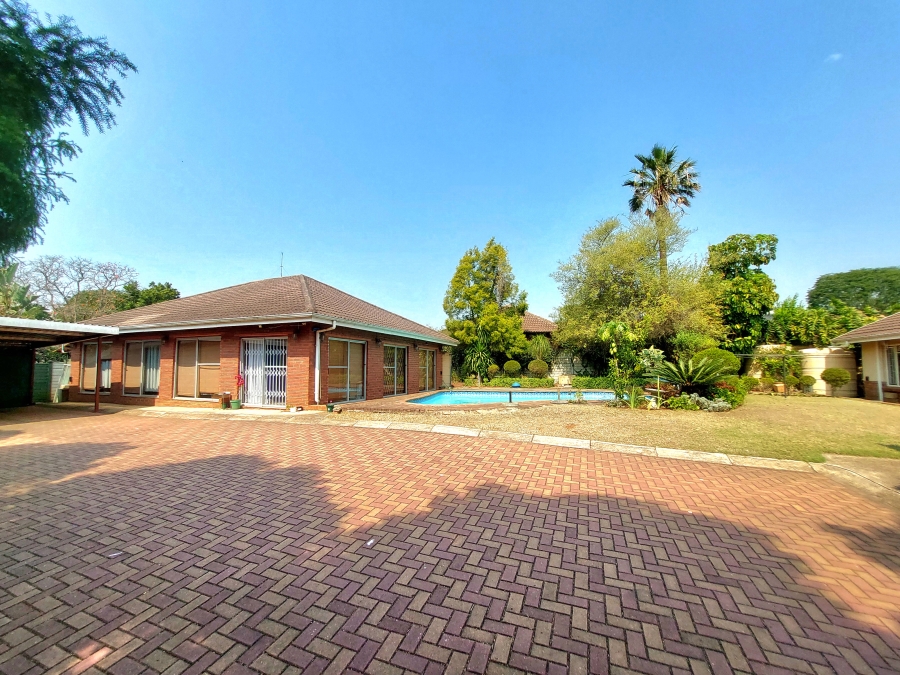 4 Bedroom Property for Sale in Hayfields KwaZulu-Natal