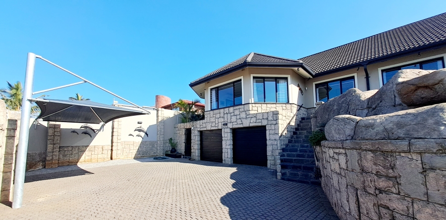 4 Bedroom Property for Sale in Ballito Central KwaZulu-Natal