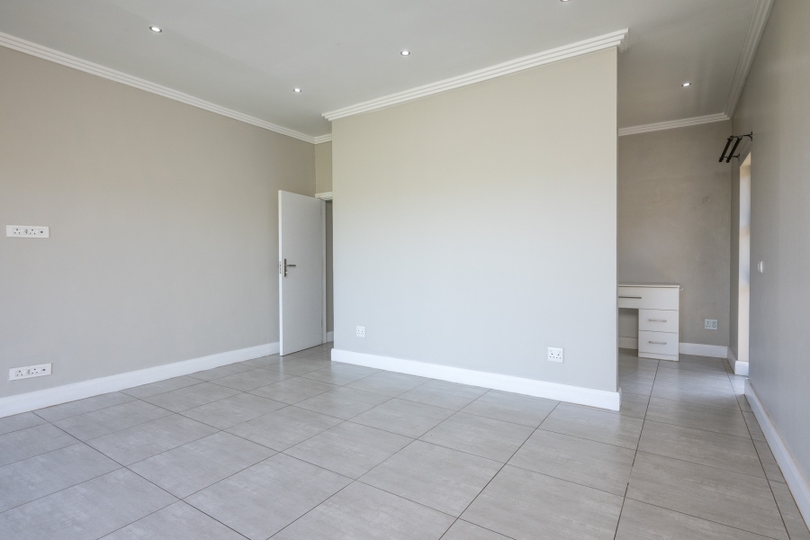 To Let 4 Bedroom Property for Rent in Palm Lakes Estate KwaZulu-Natal