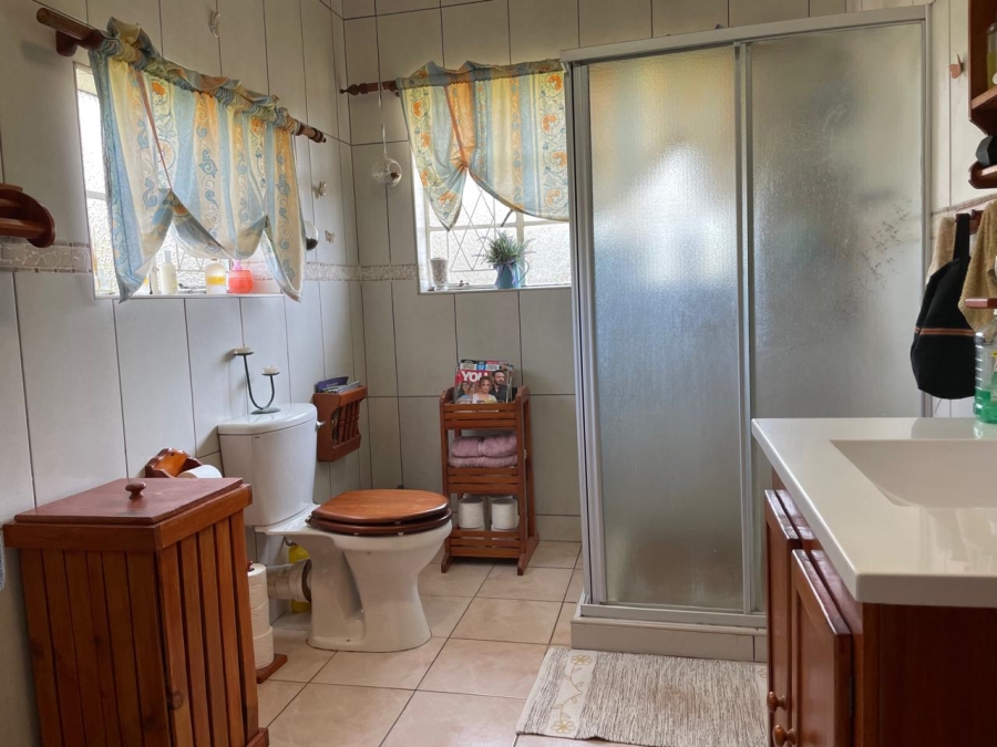 3 Bedroom Property for Sale in Greendale KwaZulu-Natal