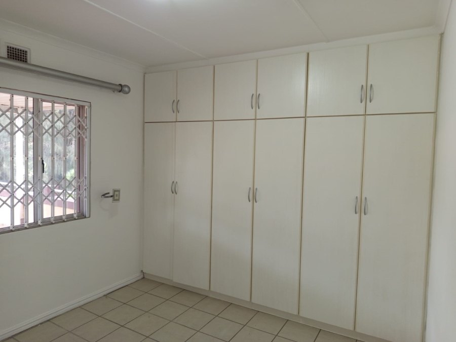 2 Bedroom Property for Sale in Verulam KwaZulu-Natal