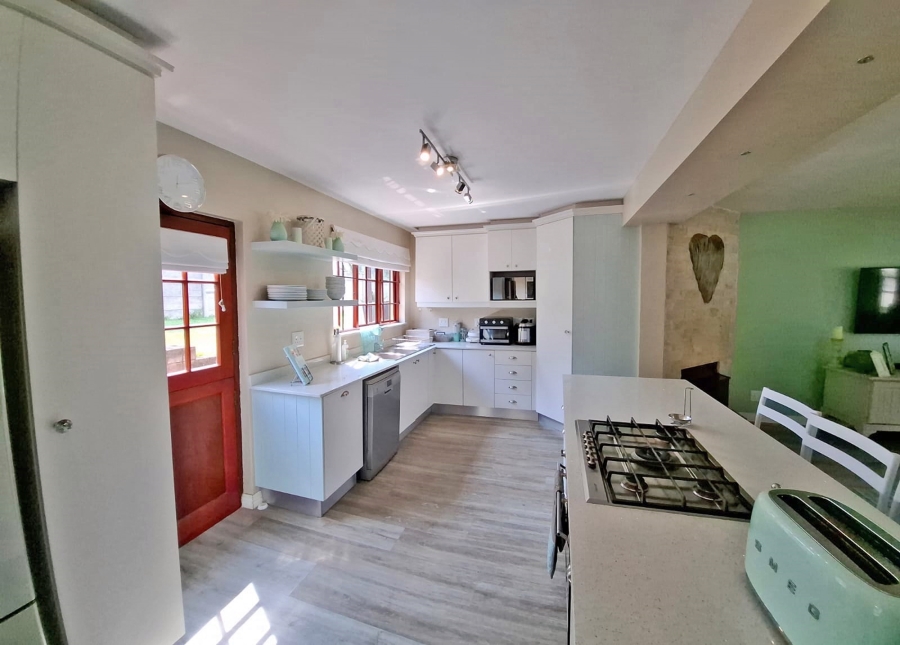 4 Bedroom Property for Sale in Hillcrest Central KwaZulu-Natal