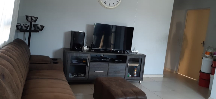 2 Bedroom Property for Sale in Lovu KwaZulu-Natal