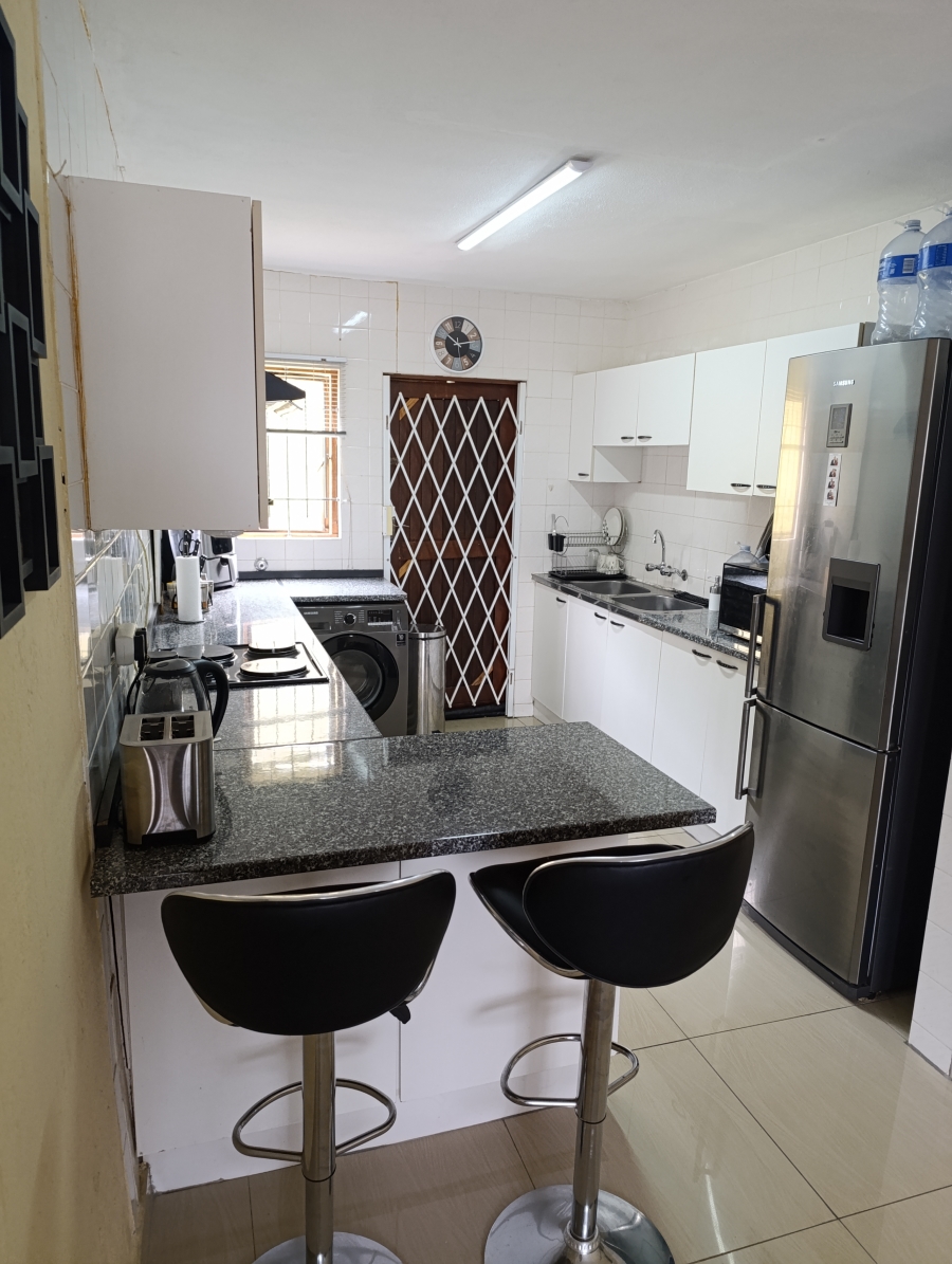 To Let 2 Bedroom Property for Rent in The Wolds KwaZulu-Natal