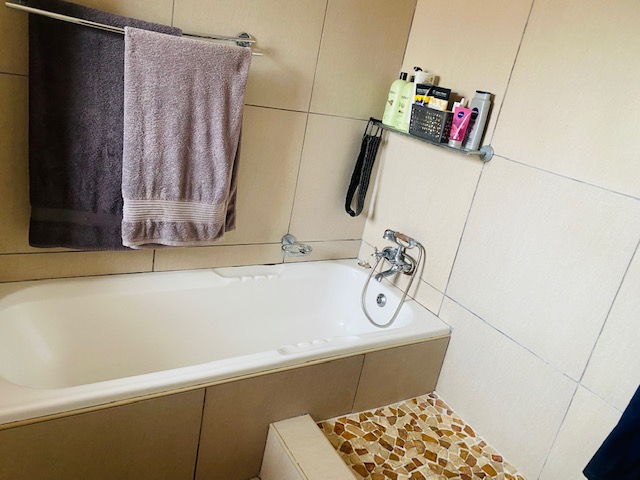 1 Bedroom Property for Sale in Meer En See KwaZulu-Natal