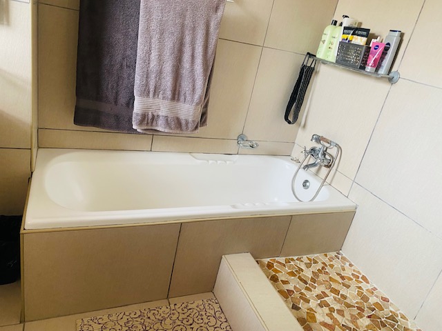 1 Bedroom Property for Sale in Meer En See KwaZulu-Natal