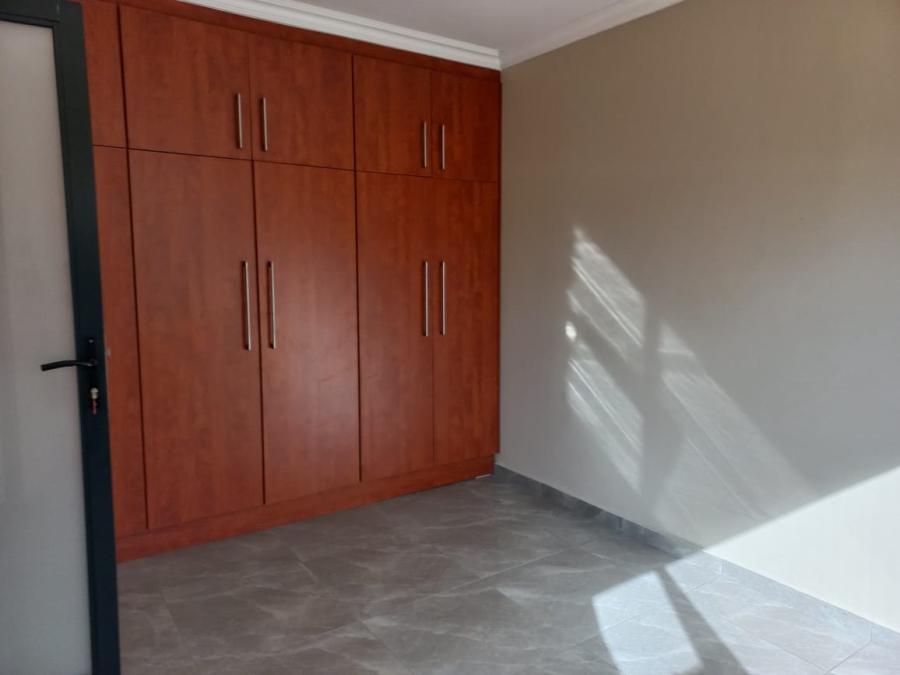 6 Bedroom Property for Sale in Uvongo Beach KwaZulu-Natal