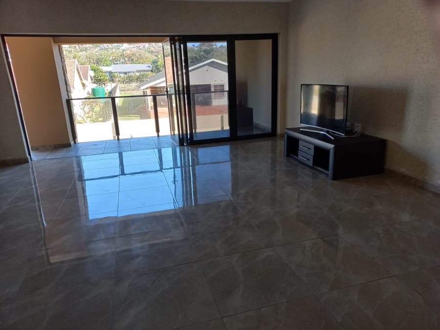 6 Bedroom Property for Sale in Uvongo Beach KwaZulu-Natal