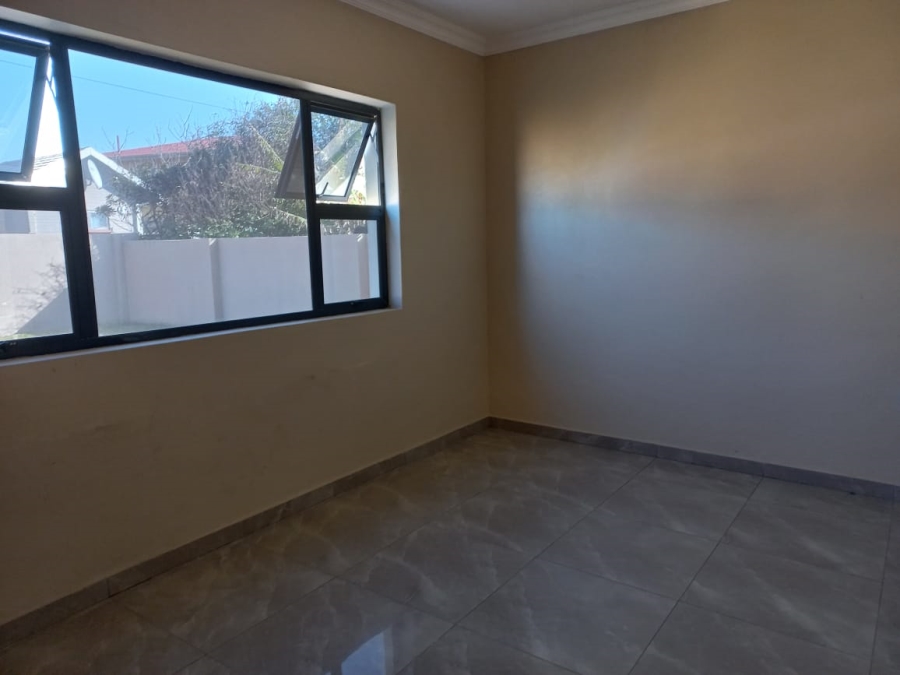 6 Bedroom Property for Sale in Uvongo Beach KwaZulu-Natal