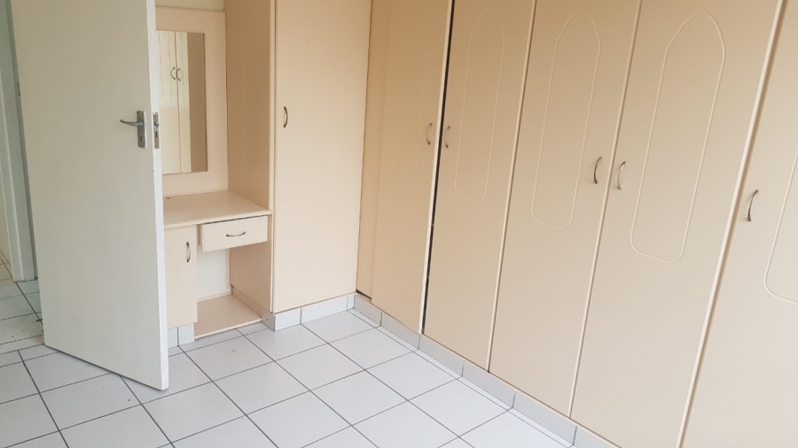 To Let 2 Bedroom Property for Rent in Morningside KwaZulu-Natal