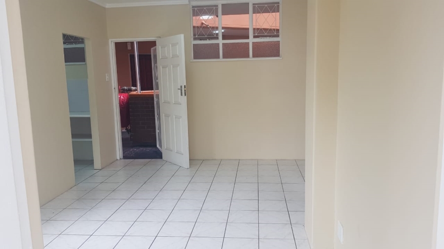 To Let 2 Bedroom Property for Rent in Morningside KwaZulu-Natal