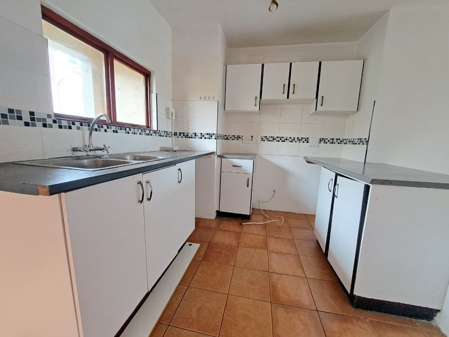 To Let 2 Bedroom Property for Rent in Waterval Park KwaZulu-Natal