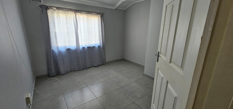 4 Bedroom Property for Sale in Manors KwaZulu-Natal