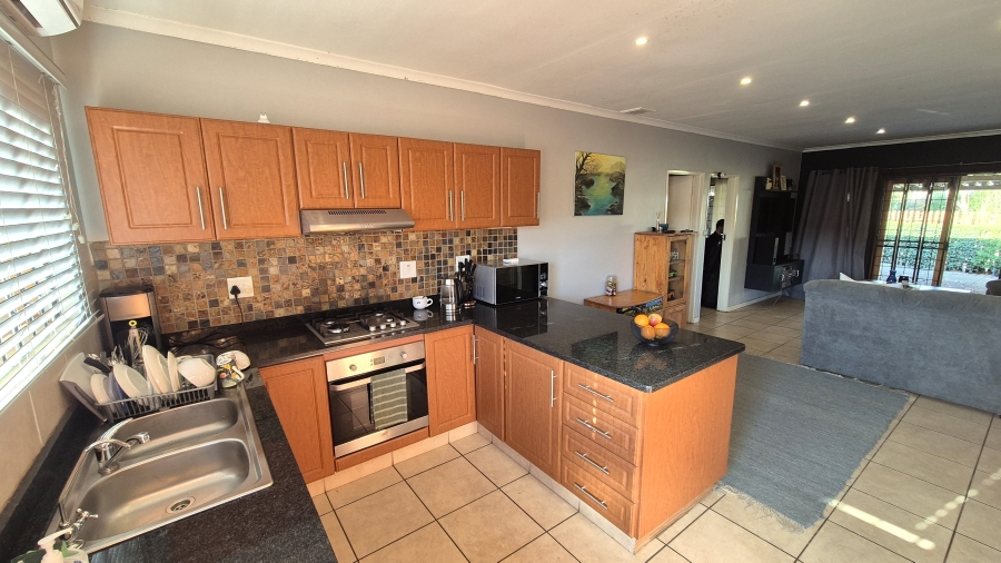 2 Bedroom Property for Sale in Greendale KwaZulu-Natal