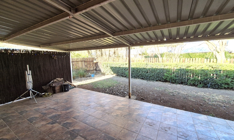 2 Bedroom Property for Sale in Greendale KwaZulu-Natal