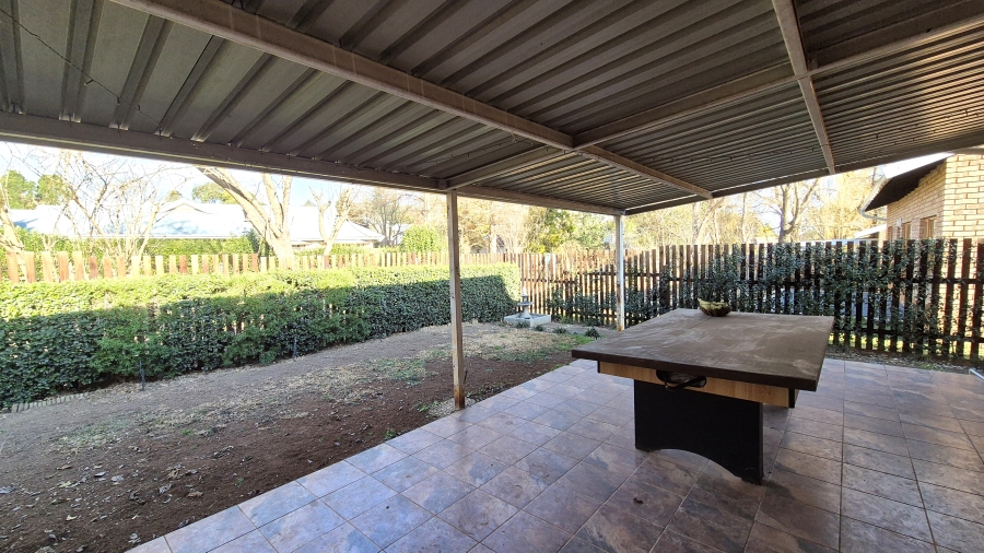 2 Bedroom Property for Sale in Greendale KwaZulu-Natal