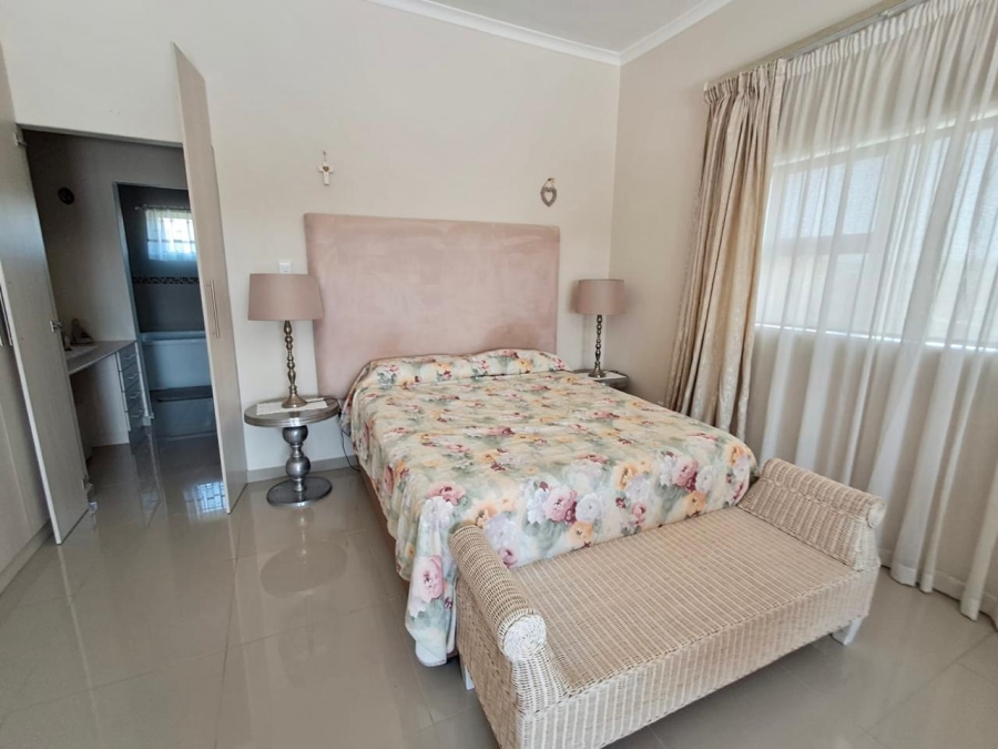 3 Bedroom Property for Sale in Palm Lakes Estate KwaZulu-Natal